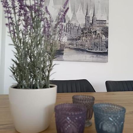 Strandnahe Ferienwohnung ティメンドルファー・シュトラント エクステリア 写真